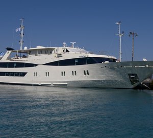 harmony v motor yacht